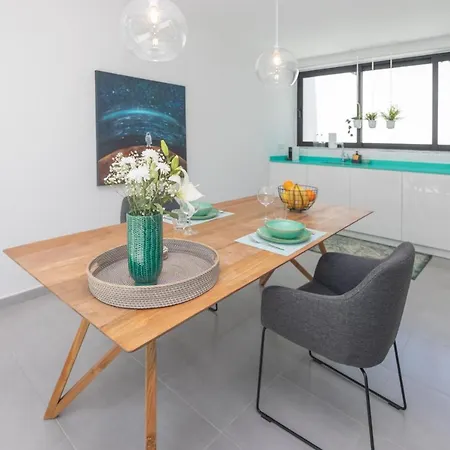 Green Two-Bedrooms Apartment - Newly Built Lejlighed